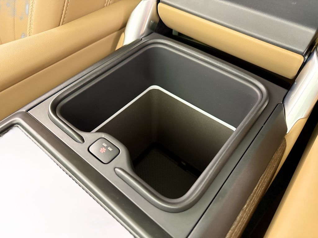 2026 Land Rover Range Rover SE - Photo 22