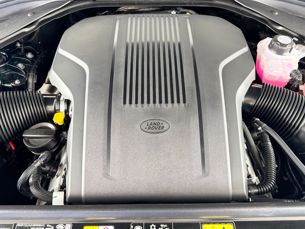 2026 Land Rover Range Rover SE - Photo 27