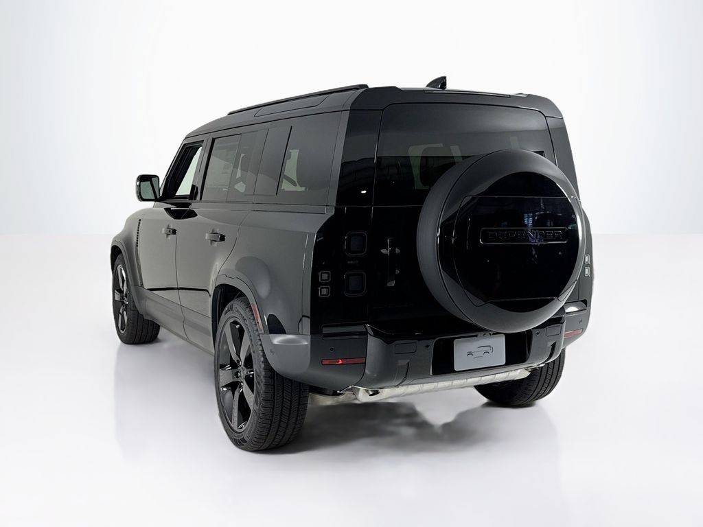 2026 Land Rover Defender 110 S photo 3