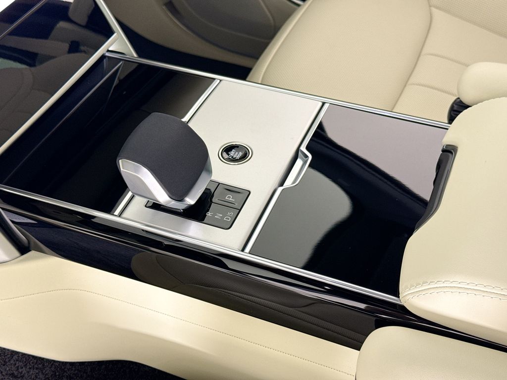 2026 Land Rover Range Rover SE - Photo 21