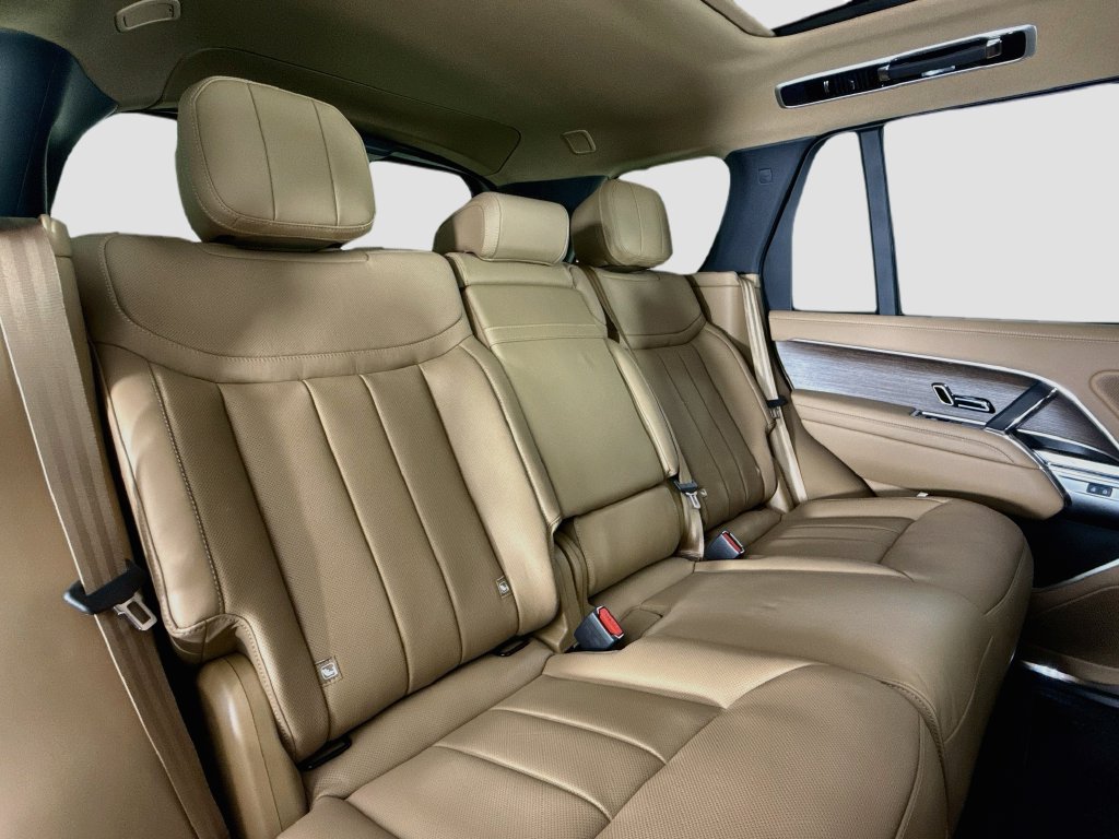 2026 Land Rover Range Rover SE - Photo 15