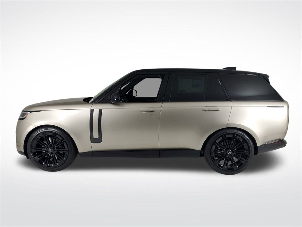2025 Land Rover Range Rover SE photo 2