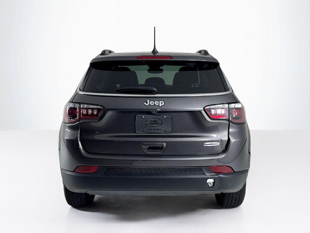 2022 Jeep Compass North Edition Latitude photo 3