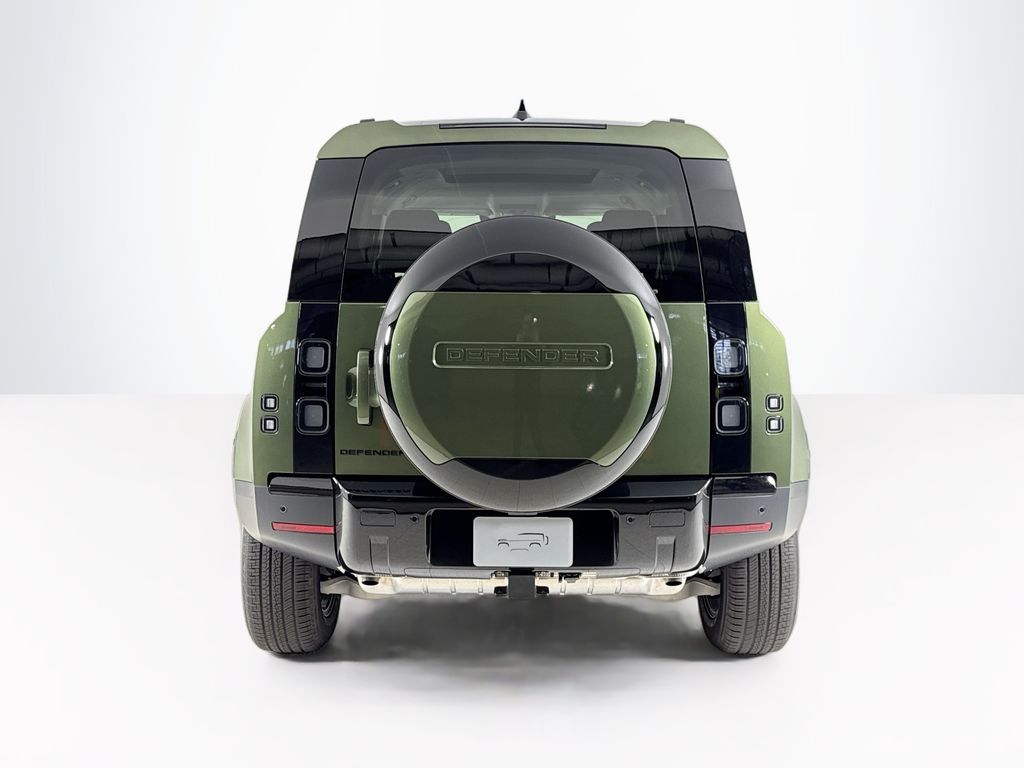 2026 Land Rover Defender 110 S photo 4