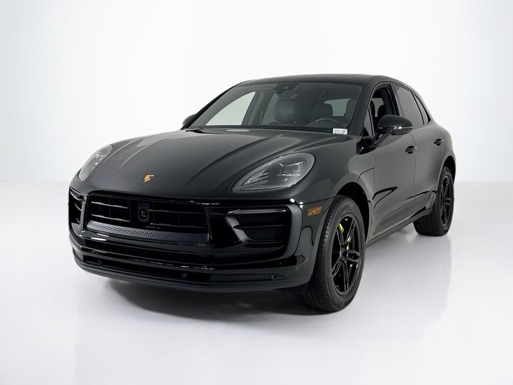 2024 Porsche Macan Base