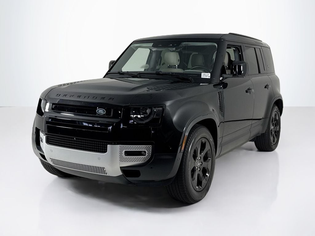 2024 Land Rover Defender S's photo