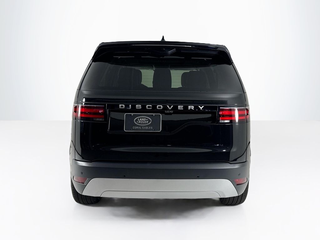 2025 Land Rover Discovery S photo 4