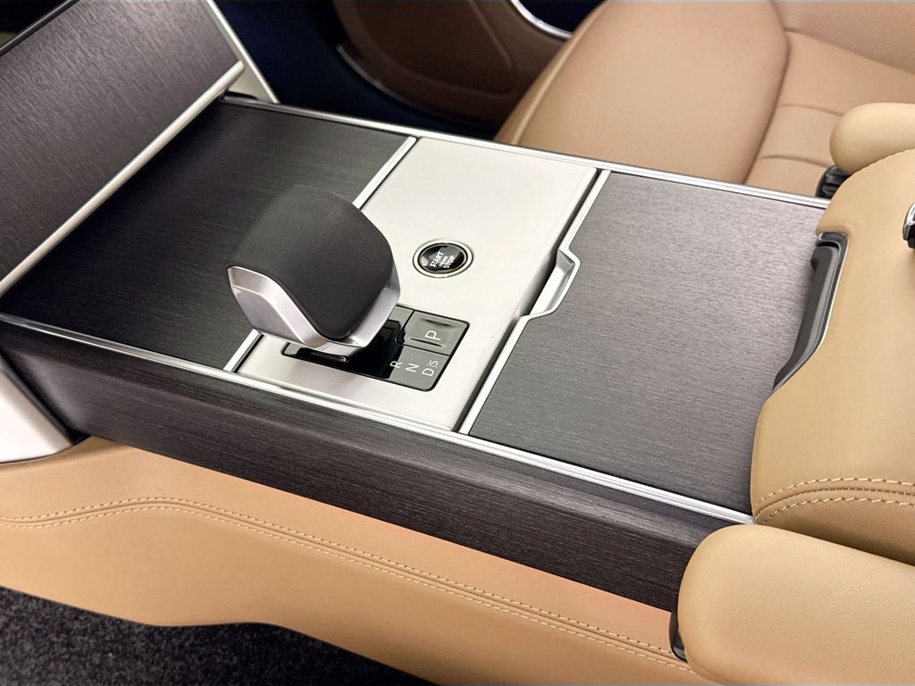 2026 Land Rover Range Rover SE - Photo 21