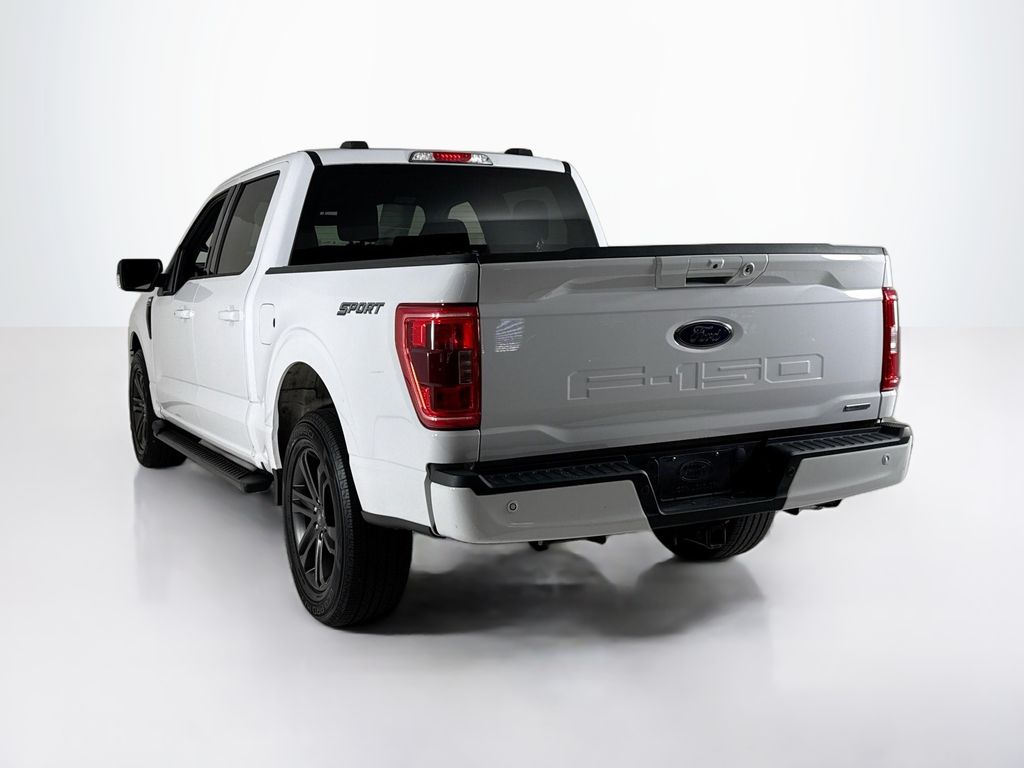 2021 Ford F-150 XLT photo 3