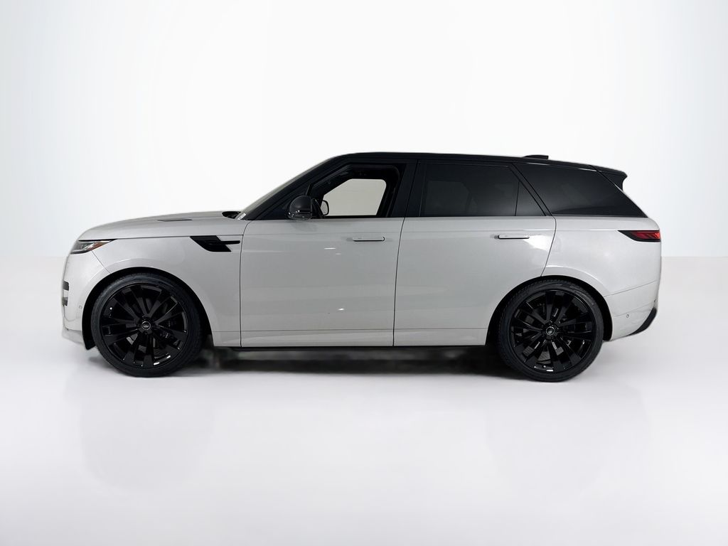 2023 Land Rover Range Rover Sport SE photo 2
