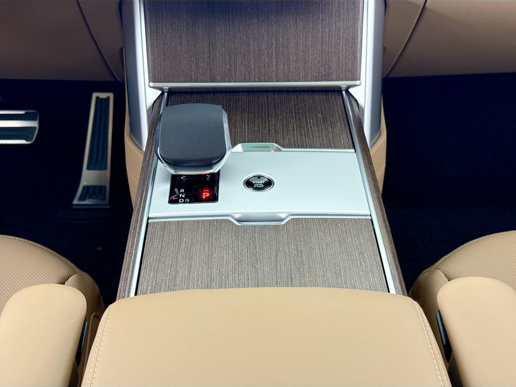 2026 Land Rover Range Rover SE - Photo 12