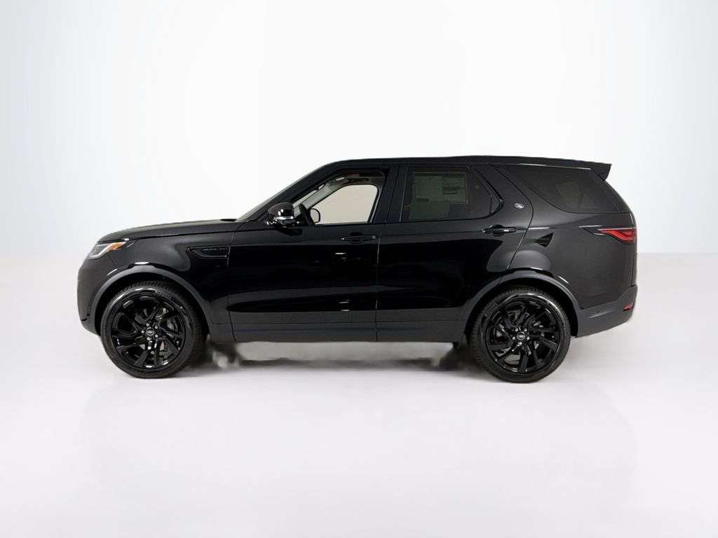 2025 Land Rover Discovery S photo 2