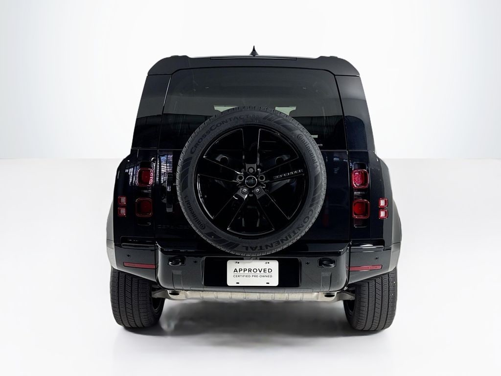 Used 2025 Land Rover Defender 110 X-Dynamic SE SUV