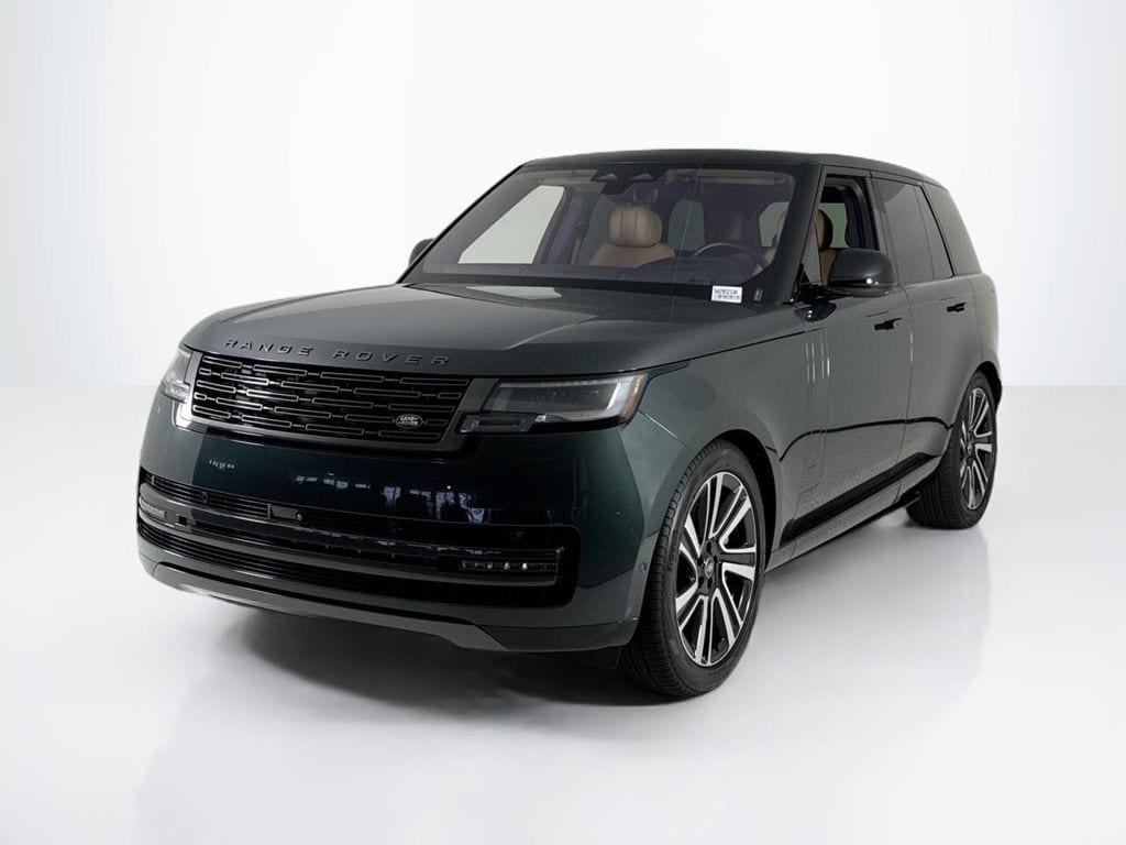 2023 Land Rover Range Rover SE's photo