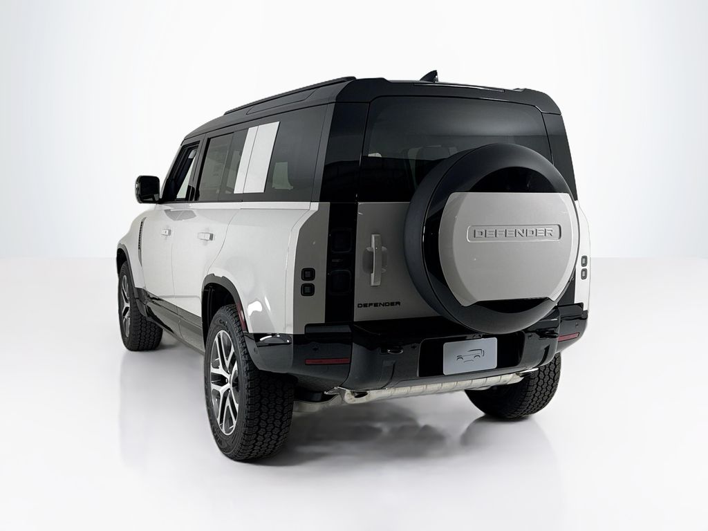 2026 Land Rover Defender 110 110 X-Dynamic SE X-Dynamic SE photo 3