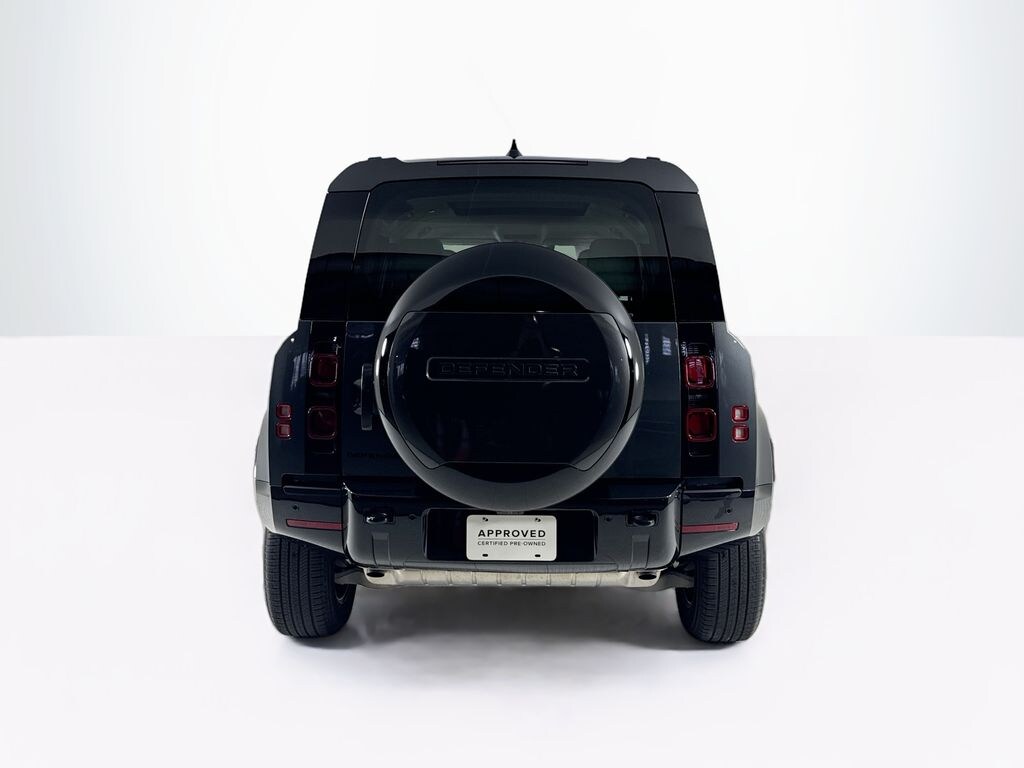 Used 2025 Land Rover Defender 110 X-Dynamic SE SUV