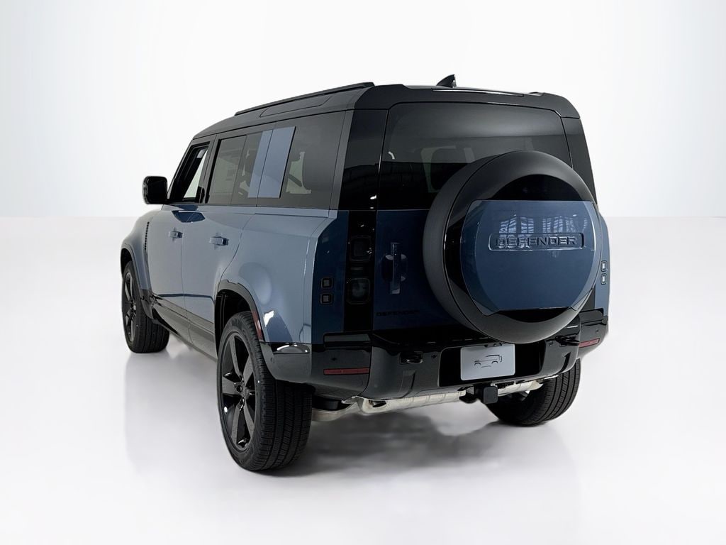 New 2026 Land Rover Defender 110 X-Dynamic SE SUV