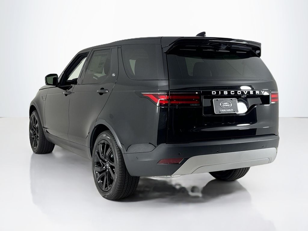 2025 Land Rover Discovery S photo 3