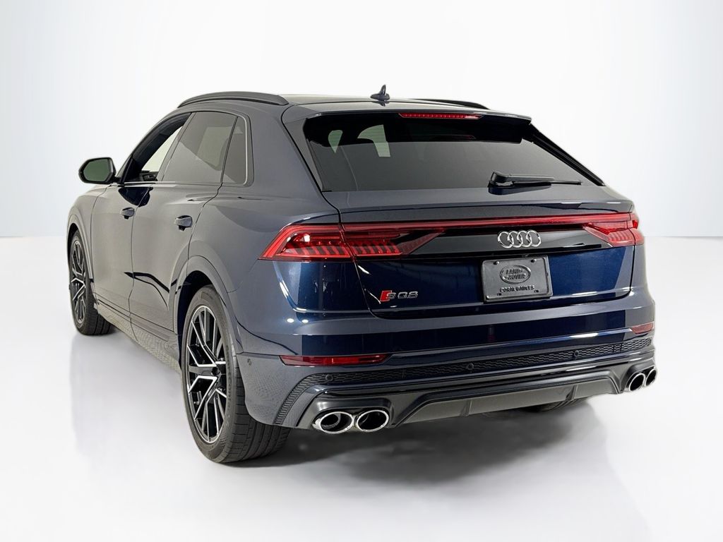 2023 Audi SQ8 quattro Premium Plus photo 3