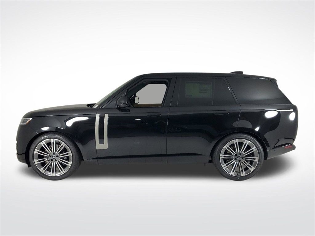 2025 Land Rover Range Rover SE photo 2