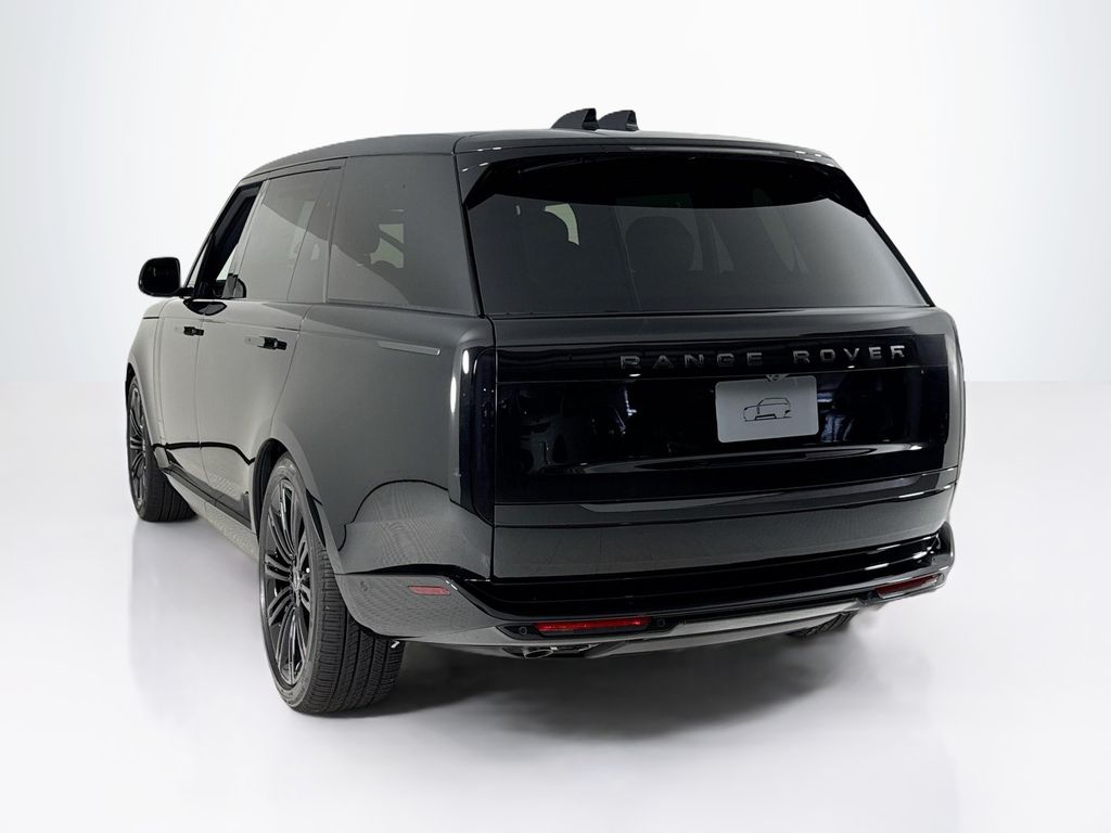 2025 Land Rover Range Rover SE photo 2