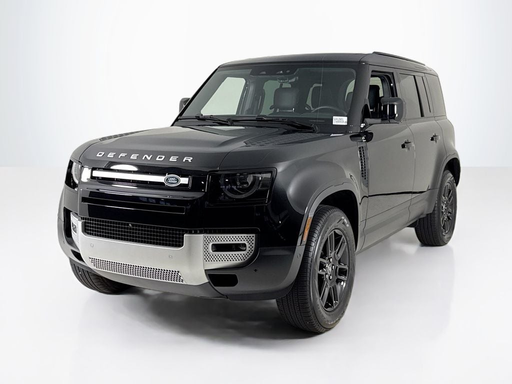 2025 Land Rover Defender S's photo