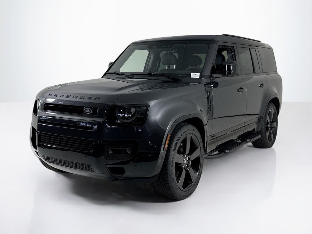 2025 Land Rover Defender V8's photo