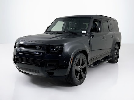 2025 Land Rover Defender 130 V8 SUV
