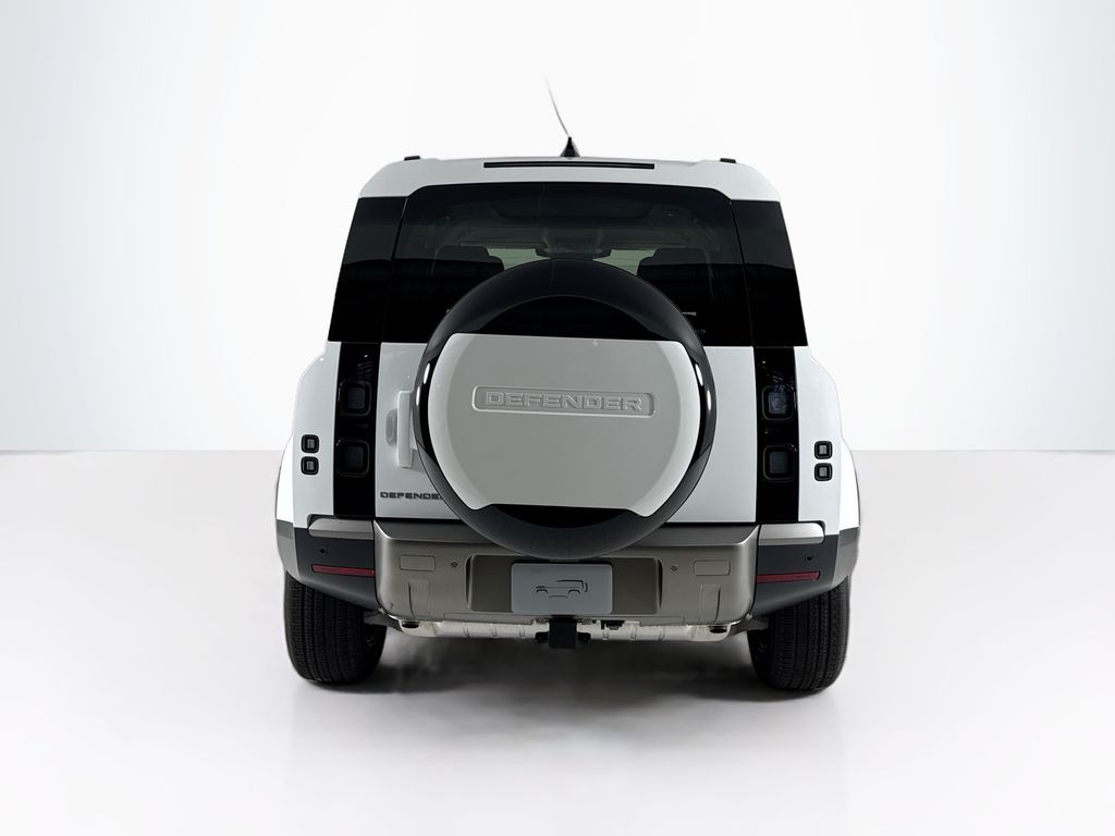 2026 Land Rover Defender 110 S photo 3