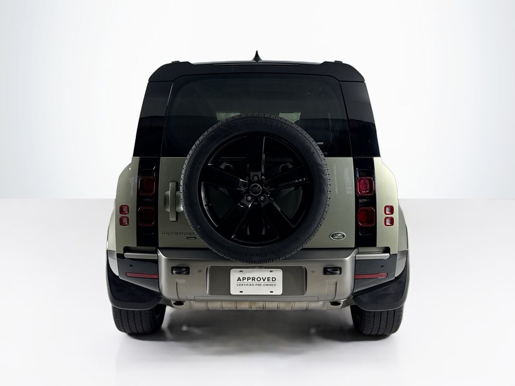 2023 Land Rover Defender 110 X-Dynamic SE photo 4