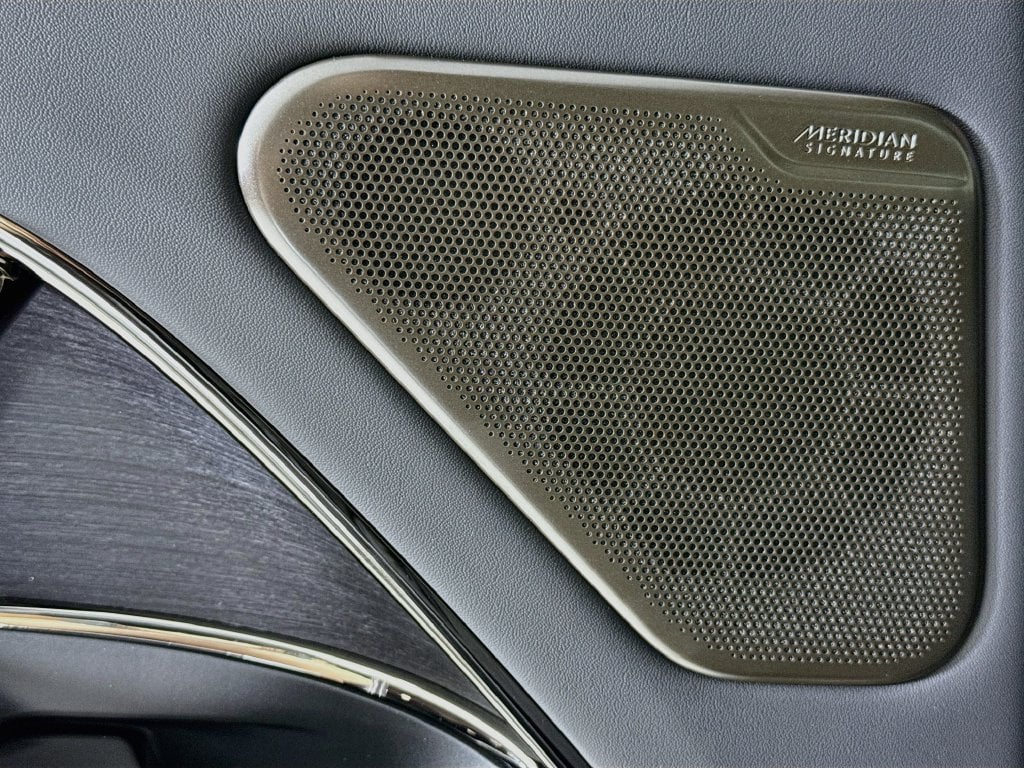 2026 Land Rover Range Rover SV - Photo 24
