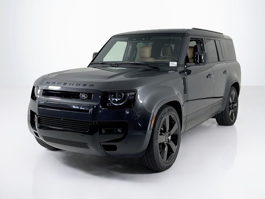 2026 Land Rover Defender S's photo