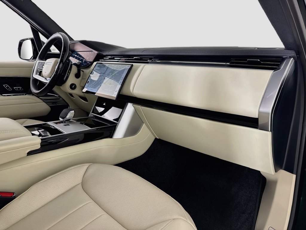 2026 Land Rover Range Rover SE - Photo 13