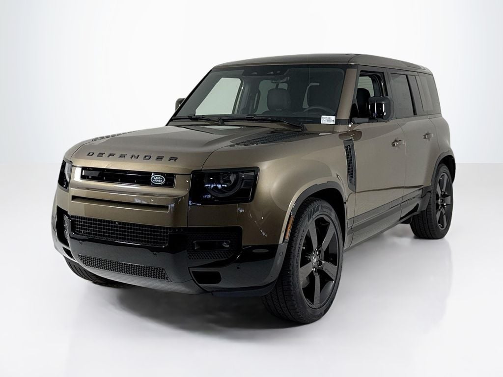 2025 Land Rover Defender X-Dynamic SE's photo