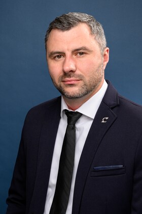 Staff member Vlad Tumanovskyy from d7ea18f93a40