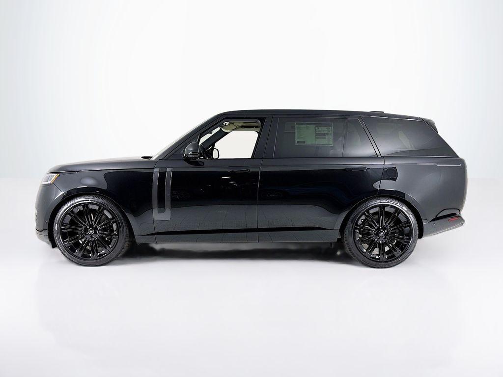 2025 Land Rover Range Rover SE photo 2