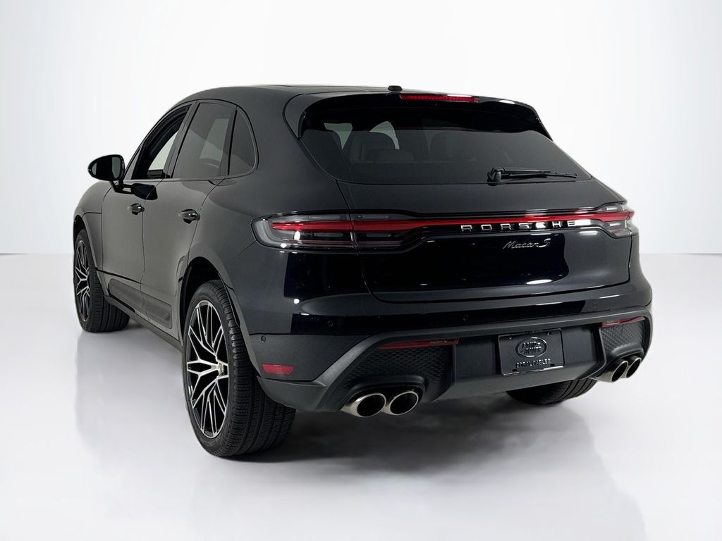 2024 Porsche Macan S photo 3