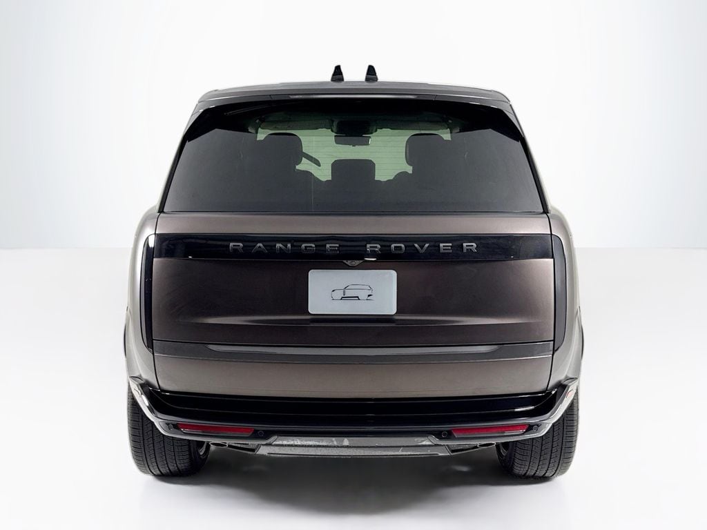 2026 Land Rover Range Rover SE photo 4