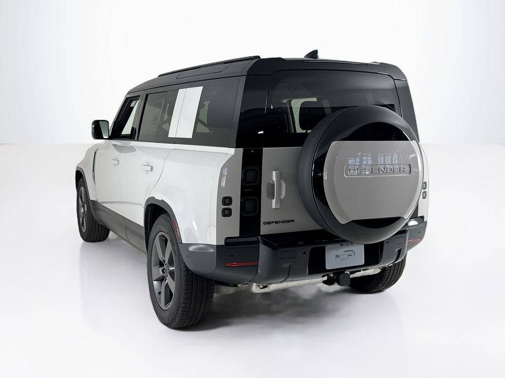 2026 Land Rover Defender 110 S photo 3
