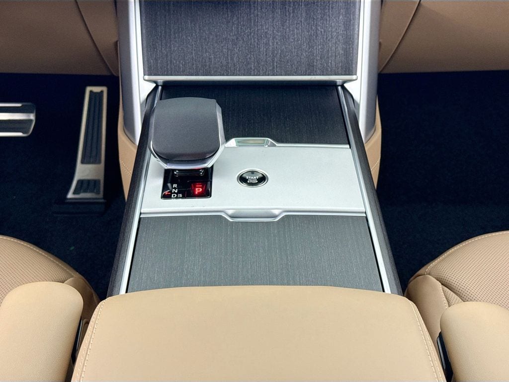 2026 Land Rover Range Rover SE - Photo 12