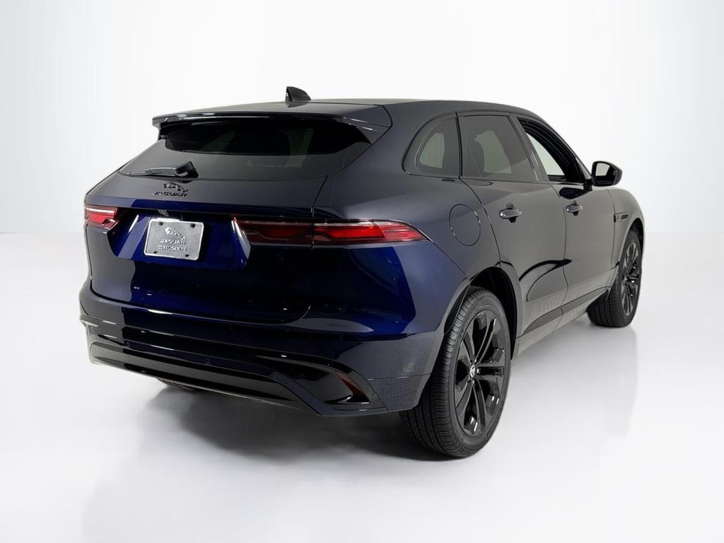 2025 Jaguar F-PACE R-Dynamic S