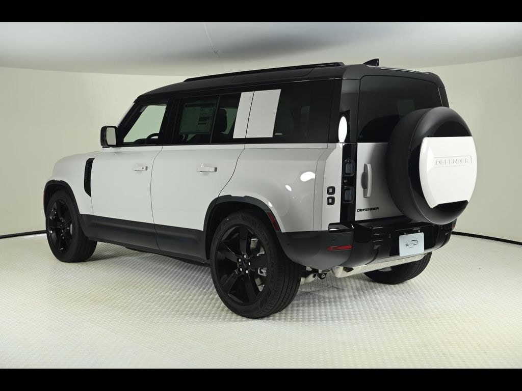New 2026 Land Rover Defender 110 S 300PS SUV