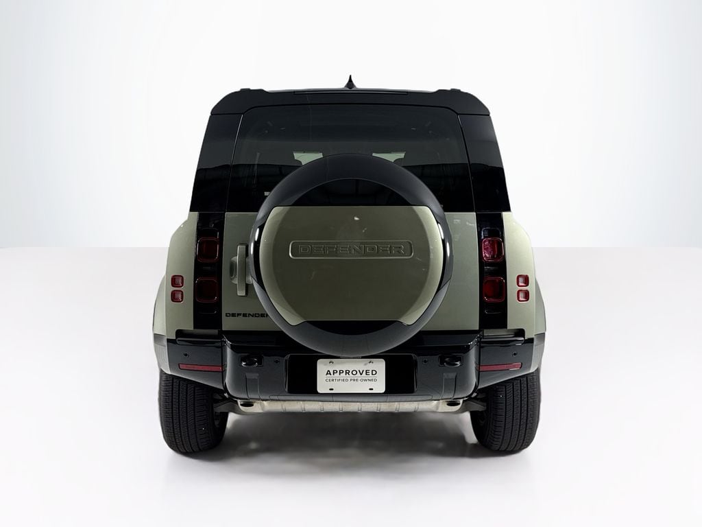 Used 2025 Land Rover Defender 110 X-Dynamic SE SUV