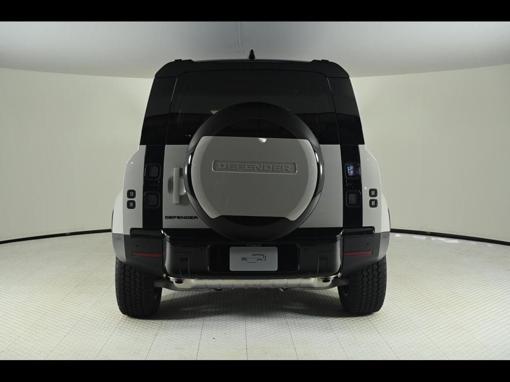 New 2026 Land Rover Defender 110 S 300PS SUV