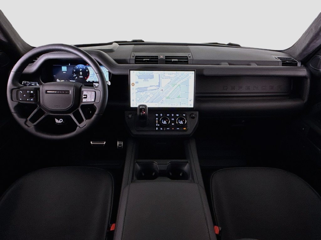 2026 Land Rover Defender OCTA Black - Photo 9