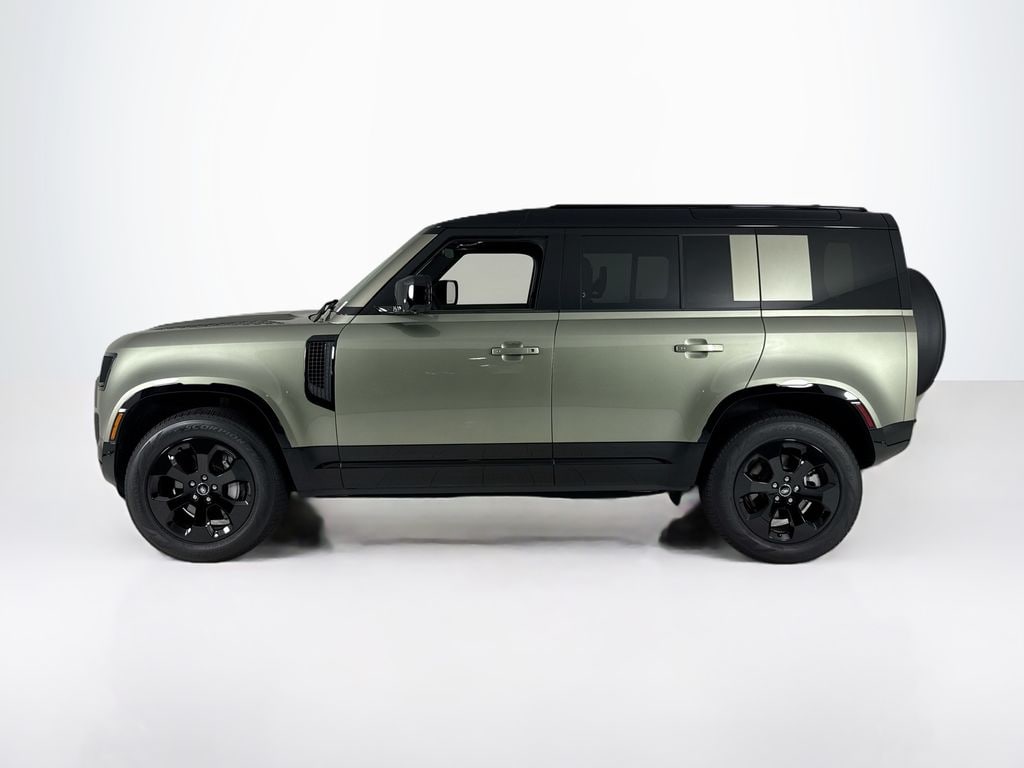 Used 2025 Land Rover Defender 110 X-Dynamic SE SUV