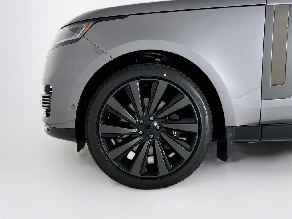 2026 Land Rover Range Rover SV - Photo 32