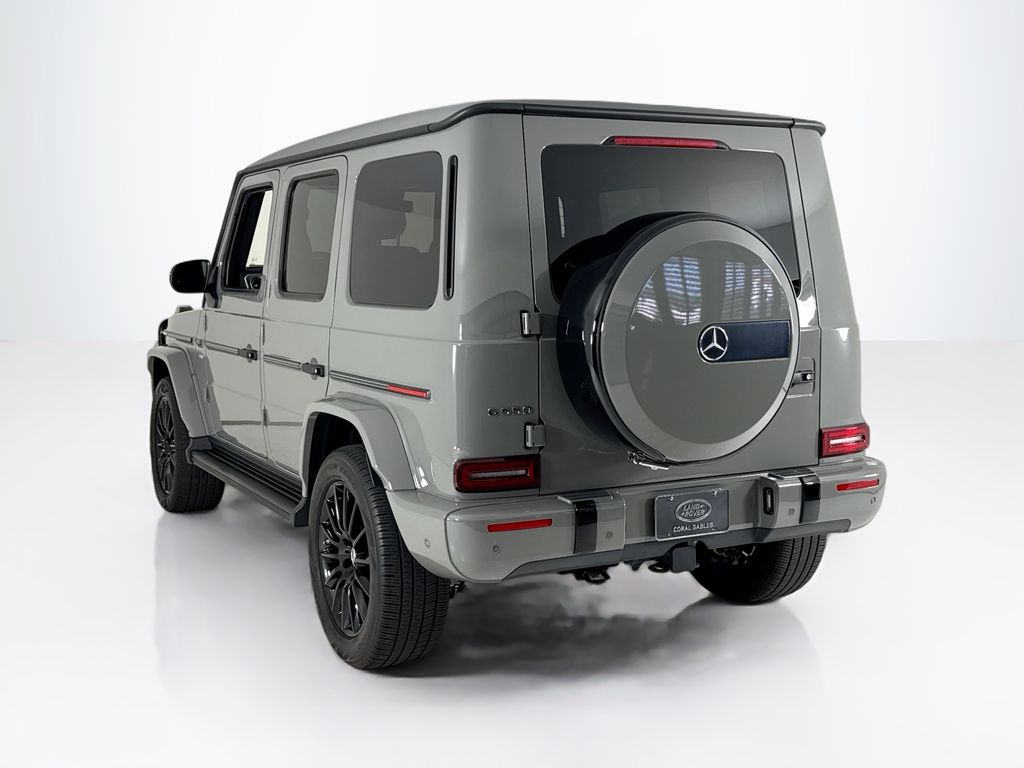 2024 Mercedes Benz G 550 photo 3