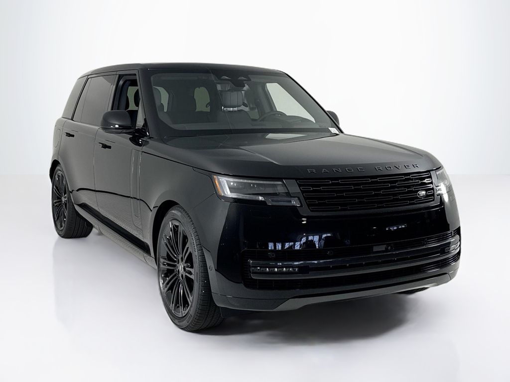 2025 Land Rover Range Rover SE photo 4