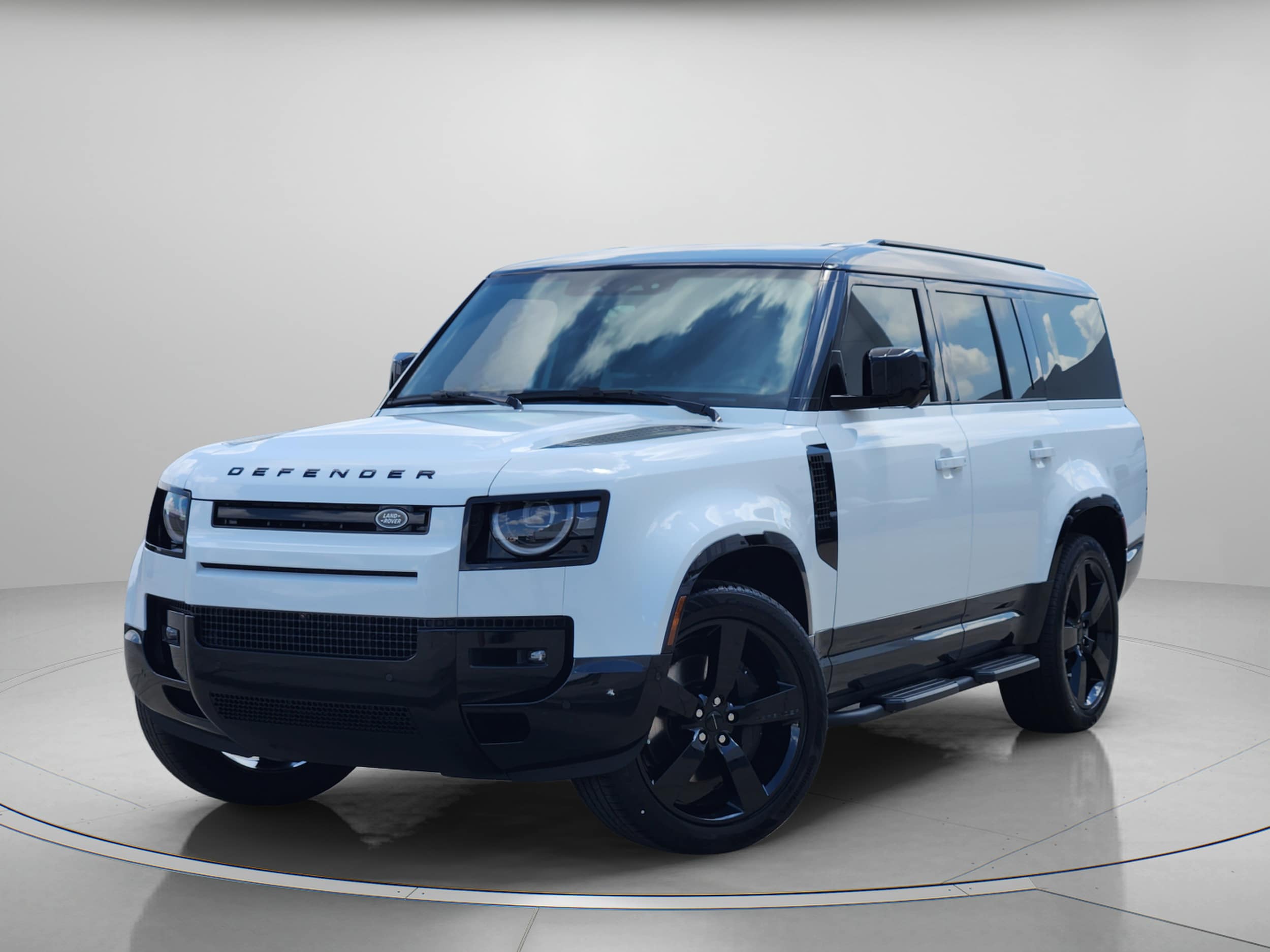 New 2026 Land Rover Defender 130 X-Dynamic SE
